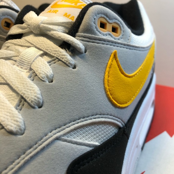 Nike Air Max 1 White University Gold Black size 10.5 Men's Women’s 12 “Batman” - Picture 14 of 15